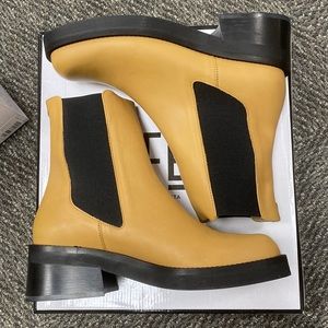 E8 by Miista Thea boots